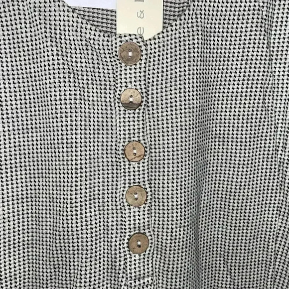 Doe & Rae Dress - Picture 7 of 7